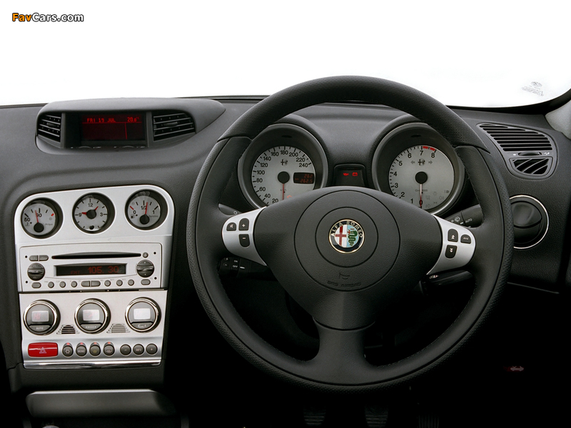 Alfa Romeo 156 UK-spec 932A (2002–2003) wallpapers (800 x 600)