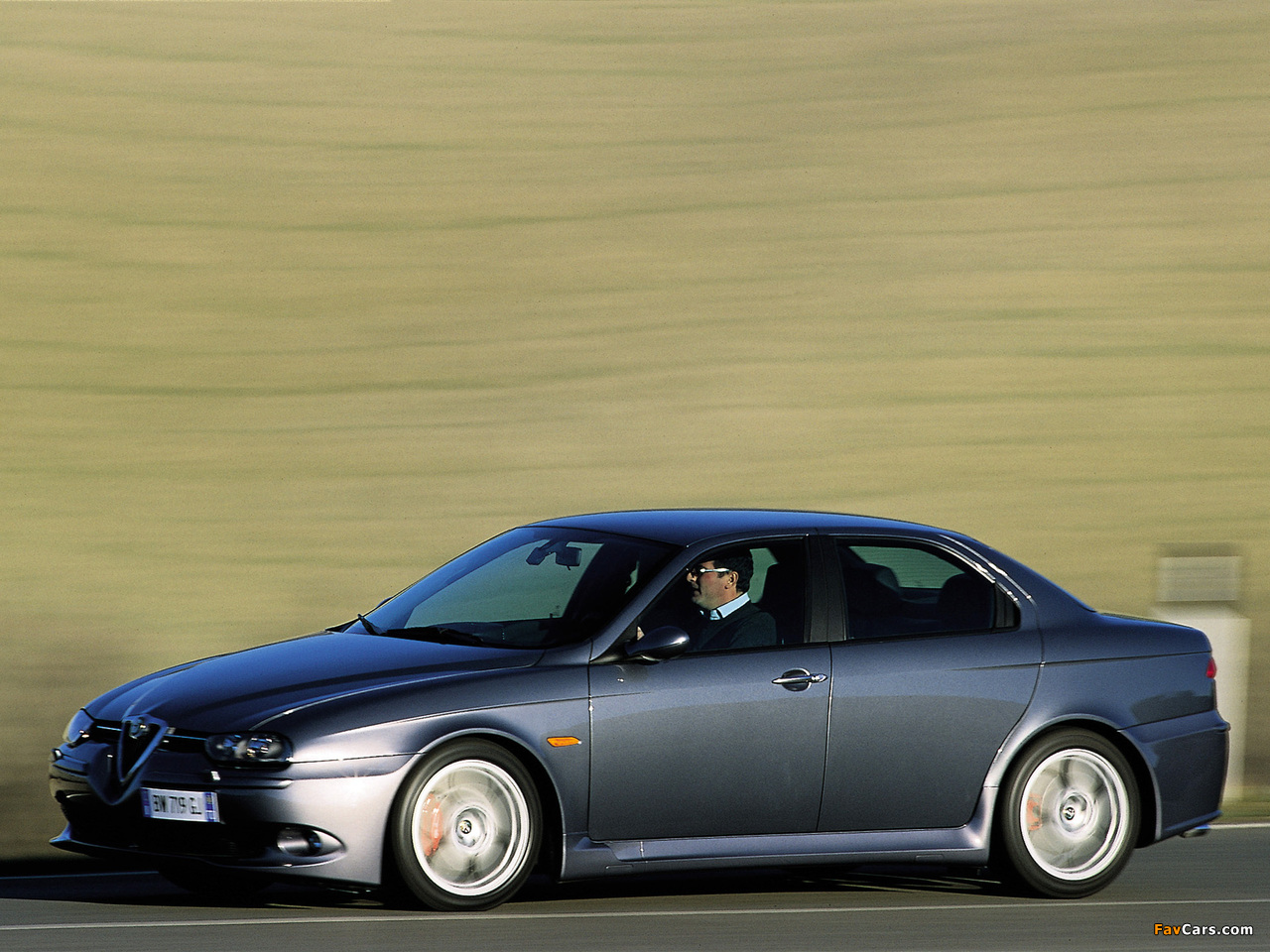 Alfa Romeo 156 GTA 932A (2002–2005) wallpapers (1280 x 960)