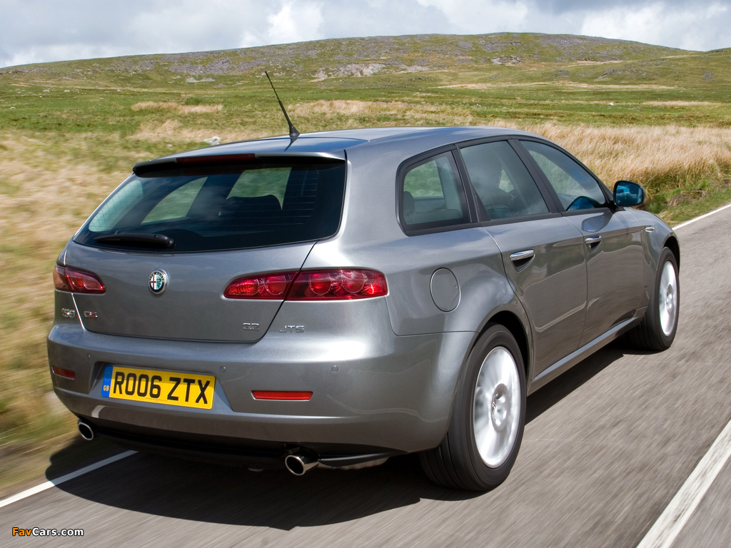 Alfa Romeo 159 Sportwagon 3.2 JTS Q4 UK-spec 939B (2006–2008) images (1024 x 768)