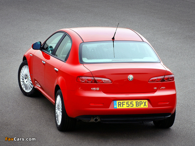 Alfa Romeo 159 1.9 JTDm UK-spec 939A (2006–2008) images (640 x 480)