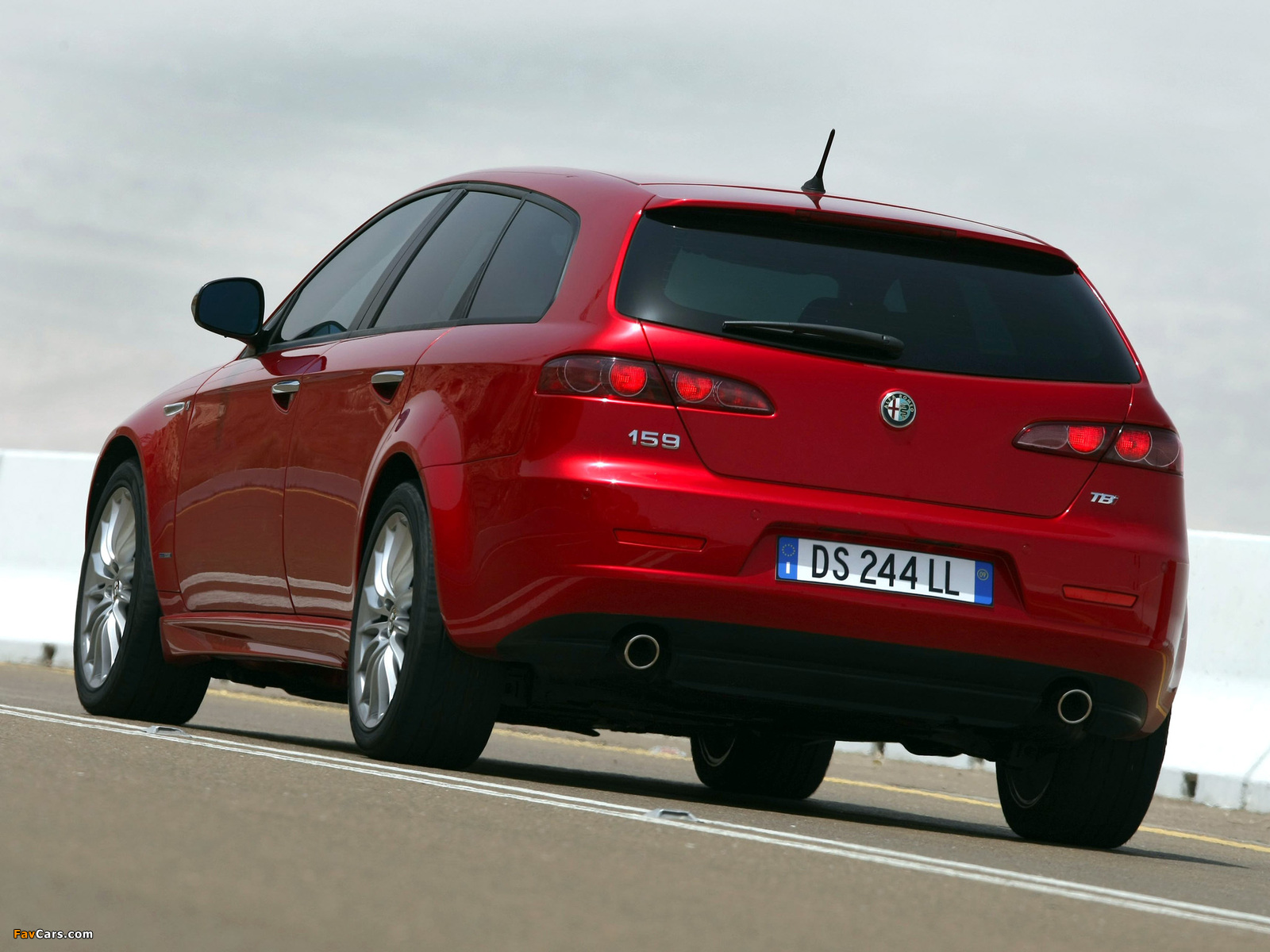 Alfa Romeo 159 Sportwagon Ti 939B (2008–2011) pictures (1600 x 1200)