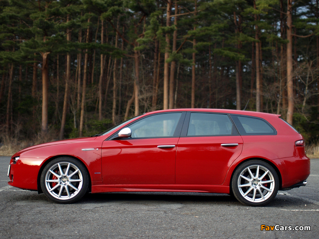 Alfa Romeo 159 Sportwagon Ti JP-spec 939B (2008–2011) wallpapers (640 x 480)