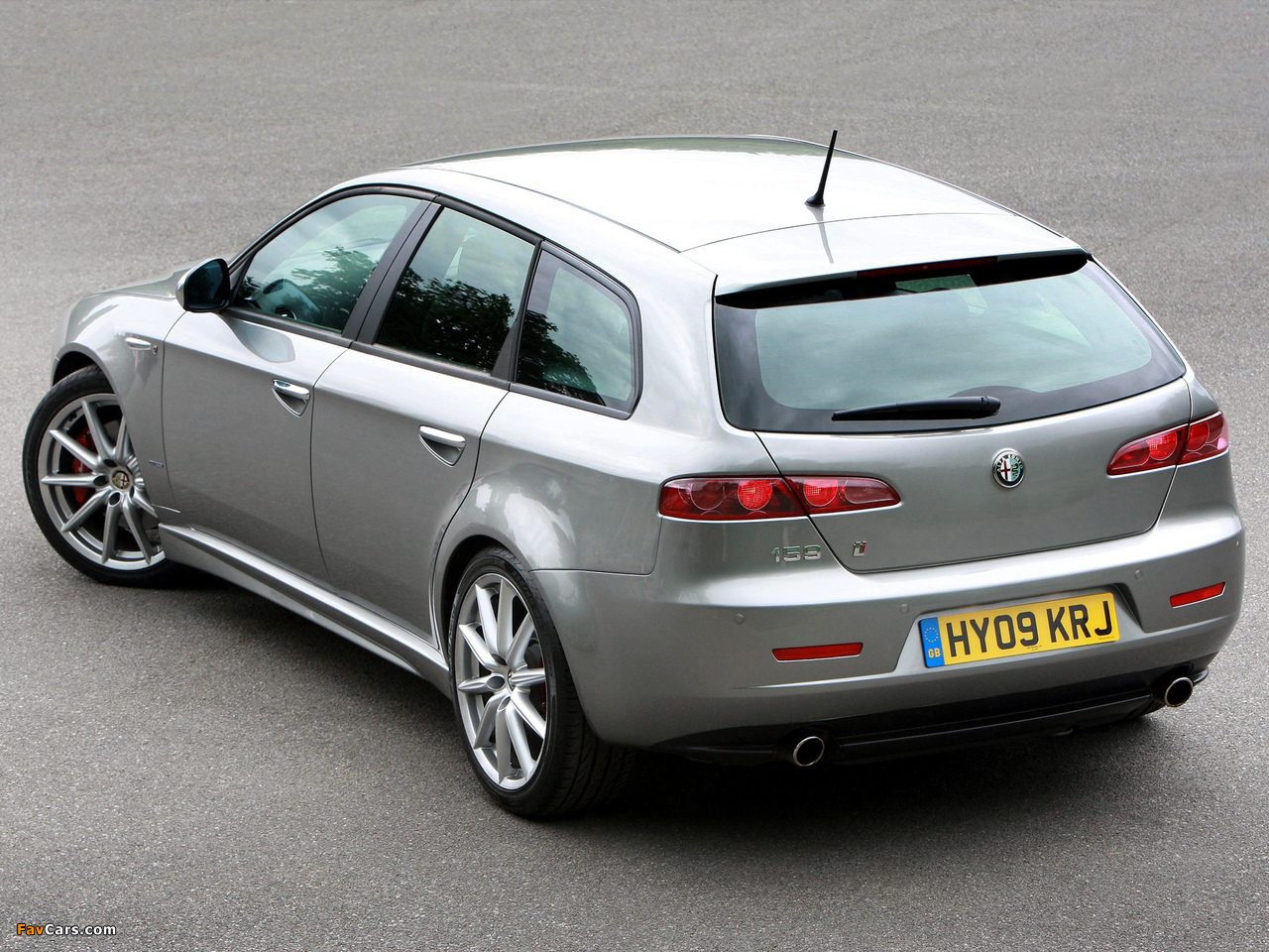 Images of Alfa Romeo 159 Sportwagon Ti UK-spec 939B (2008–2011) (1280 x 960)