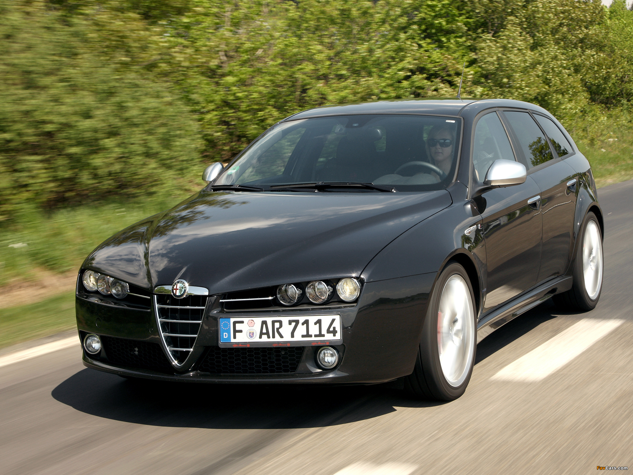 Pictures of Alfa Romeo 159 Sportwagon Ti 939B (2007–2008) (2048 x 1536)