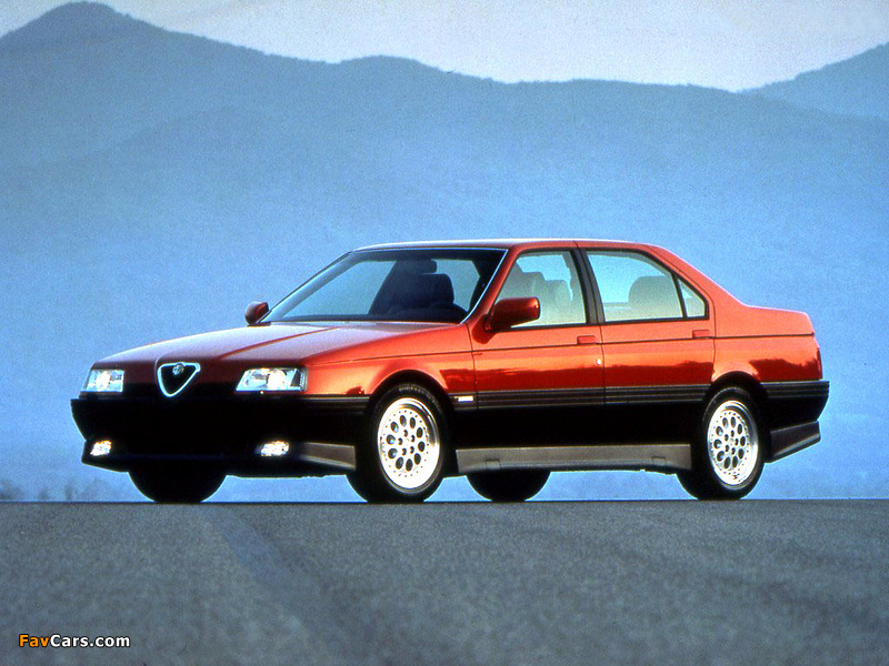 Alfa Romeo 164 Q4 (1992–1993) images (800 x 600)