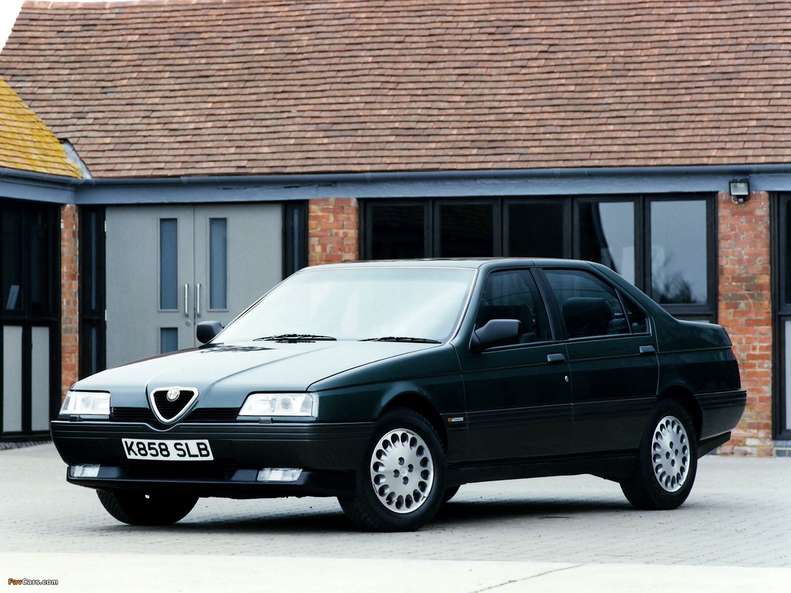 Images of Alfa Romeo 164 UK-spec (1992–1994) (1600 x 1200)