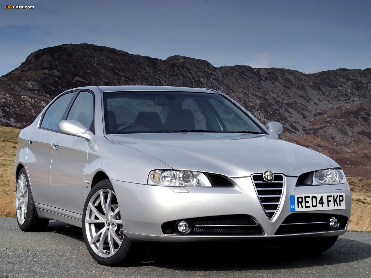 Photos of Alfa Romeo 166 Ti UK-spec 936 (2004–2005) (1280 x 960)