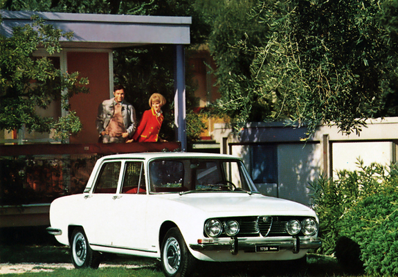 Alfa Romeo 1750 Berlina 105 (1967–1969) pictures