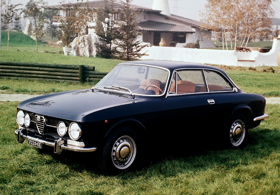 Alfa Romeo 1750 GT Veloce 105 (1970–1971) photos