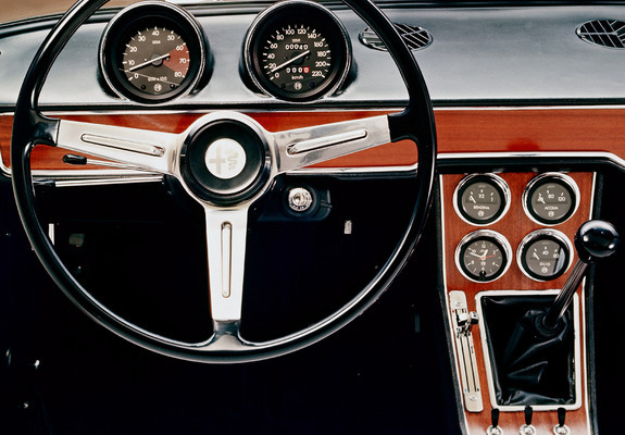 Photos of Alfa Romeo 1750 Berlina 105 (1967–1969)