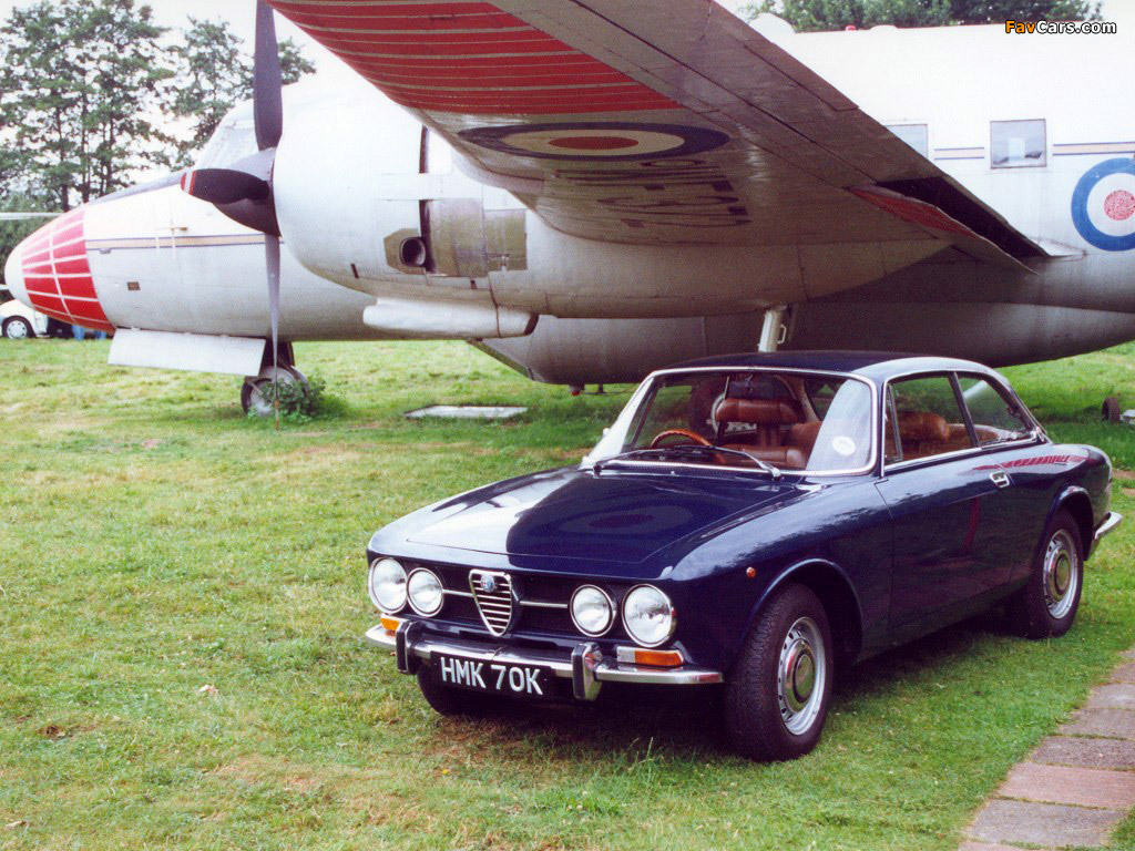 Photos of Alfa Romeo 1750 GT Veloce UK-spec 105 (1970–1971) (1024 x 768)