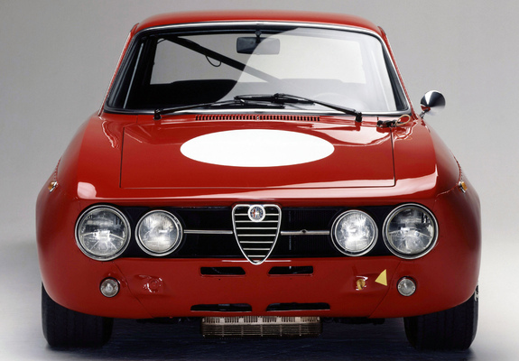 Photos of Alfa Romeo 1750 GTAm 105 (1970–1971)
