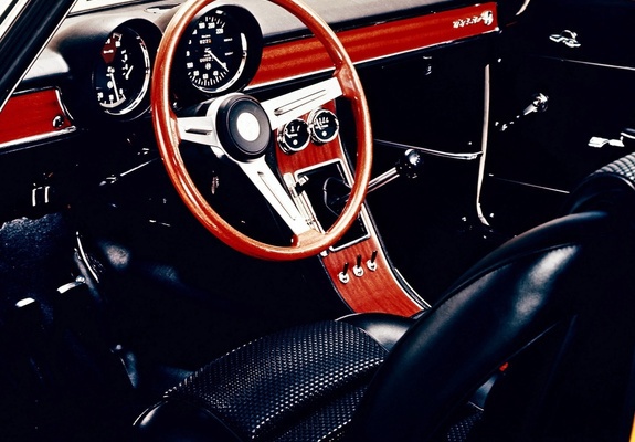 Pictures of Alfa Romeo 1750 GT Veloce 105 (1967–1970)