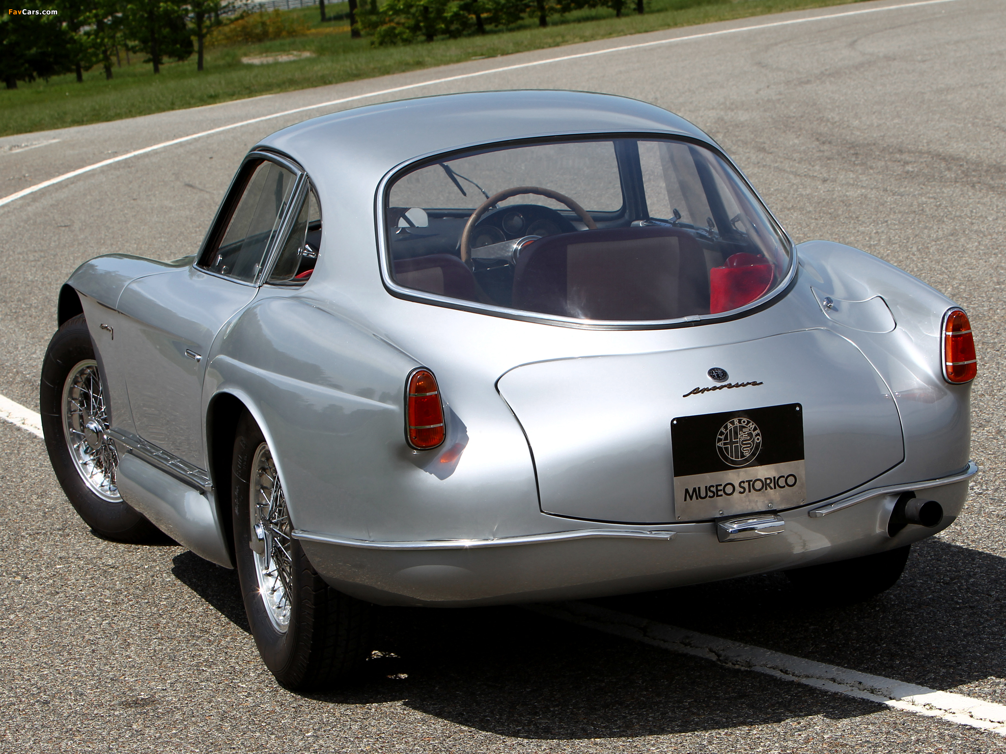 Photos of Alfa Romeo 2000 Sportiva Coupe 1366 (1954) (2048 x 1536)