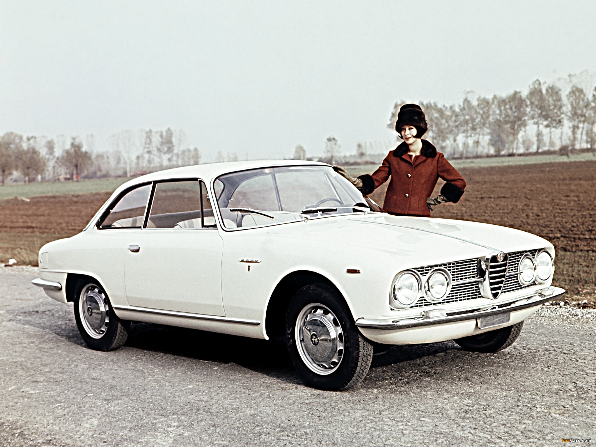 Alfa Romeo 2000 Sprint 102 (1960–1962) images (2048 x 1536)