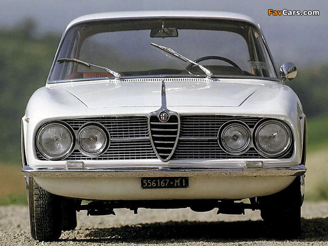 Alfa Romeo 2000 Sprint 102 (1960–1962) photos (640 x 480)