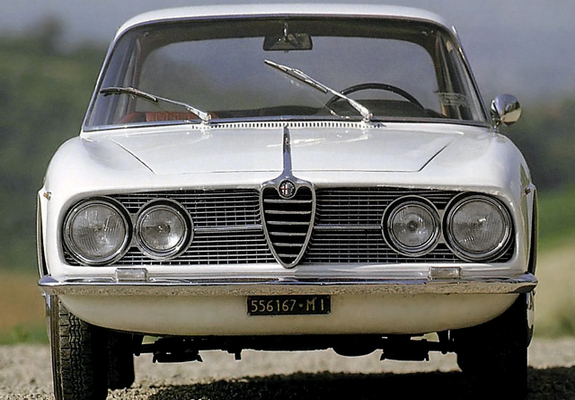 Alfa Romeo 2000 Sprint 102 (1960–1962) photos