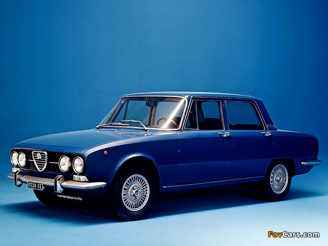 Alfa Romeo 2000 Berlina 105 (1971–1977) pictures (640 x 480)