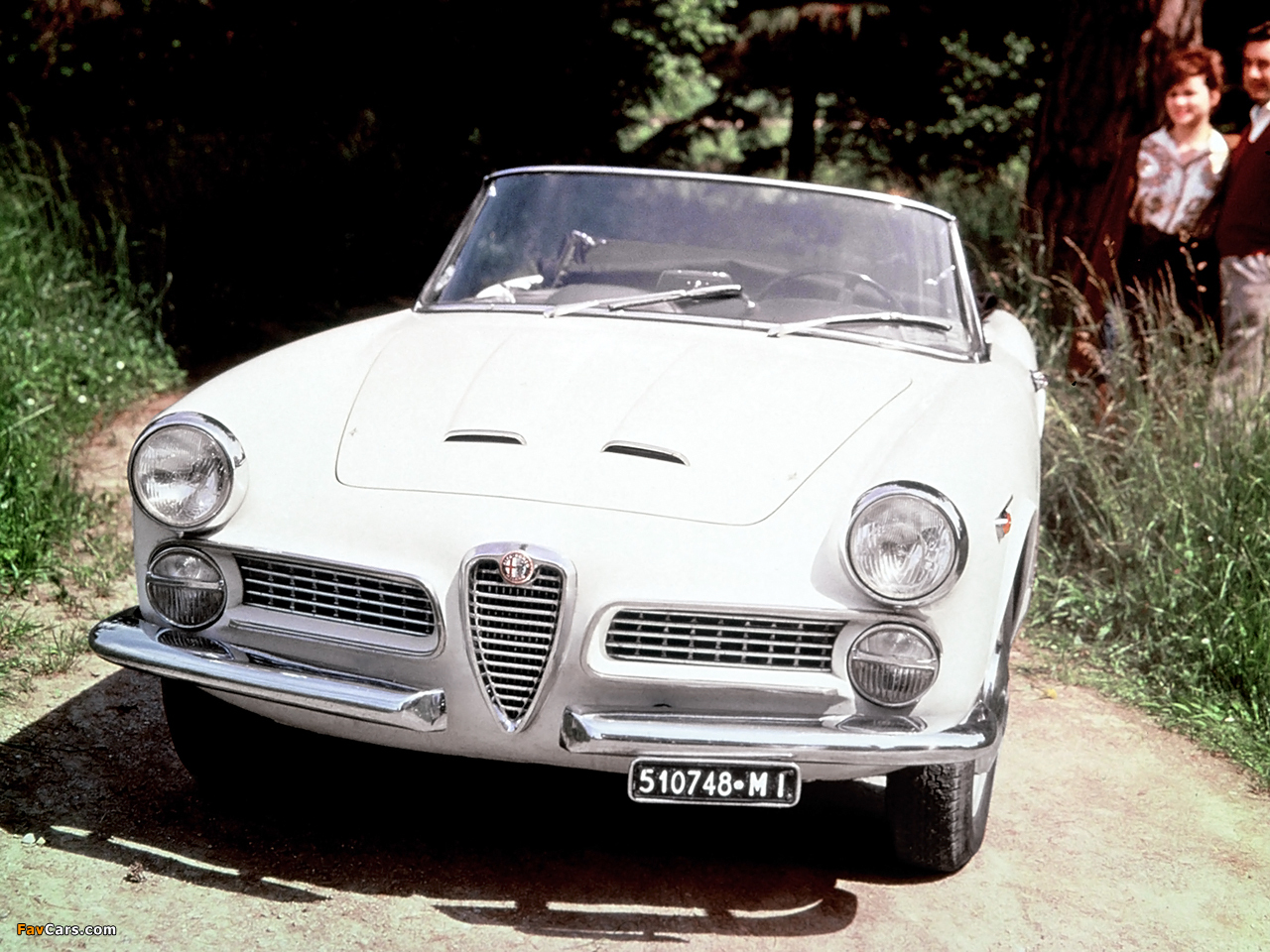 Photos of Alfa Romeo 2000 Spider 102 (1958–1961) (1280 x 960)