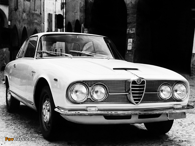 Alfa Romeo 2600 Sprint 106 (1962–1966) pictures (640 x 480)