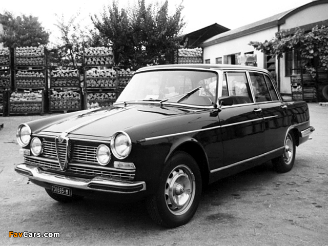 Alfa Romeo 2600 Berlina 106 (1962–1964) pictures (640 x 480)