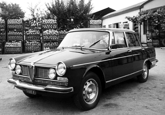 Alfa Romeo 2600 Berlina 106 (1962–1964) pictures