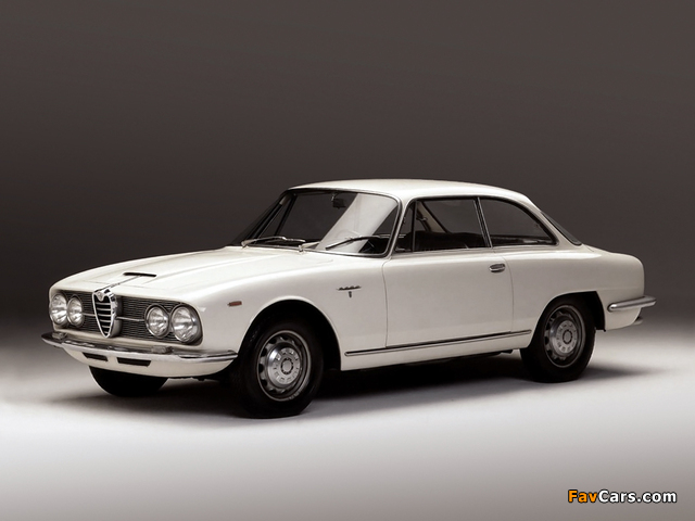 Pictures of Alfa Romeo 2600 Sprint 106 (1962–1966) (640 x 480)