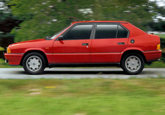 Alfa Romeo 33 1.5 Quadrifoglio Verde 905 (1984–1986) photos