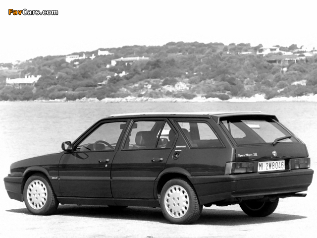 Alfa Romeo Sport Wagon Q4 907 (1992–1994) images (640 x 480)