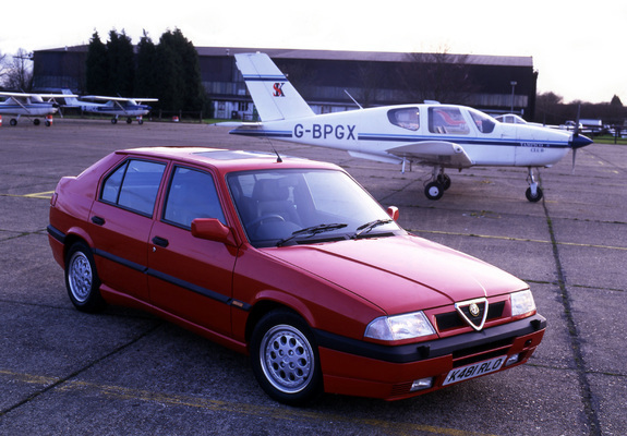 Alfa Romeo 33 Boxer 16V UK-spec 907 (1990–1994) photos