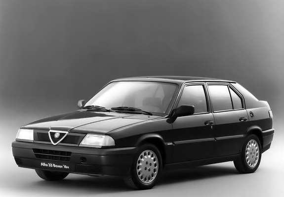 Photos of Alfa Romeo 33 Boxer 16V 907 (1990–1994)