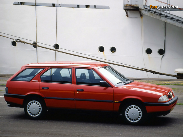 Photos of Alfa Romeo Sport Wagon 907 (1990–1994) (640 x 480)