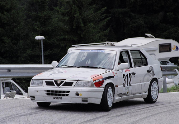 Photos of Alfa Romeo 33 Boxer 16V N5 907 (1991–1993)