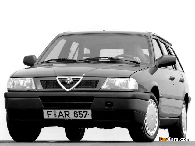 Alfa Romeo Sport Wagon 907 (1990–1994) wallpapers (640 x 480)