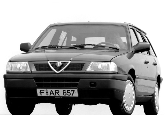 Alfa Romeo Sport Wagon 907 (1990–1994) wallpapers