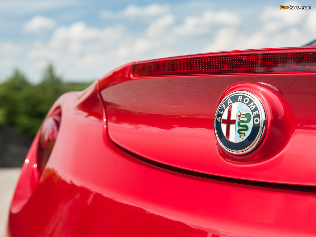 Alfa Romeo 4C UK-spec (960) 2014 pictures (1024 x 768)