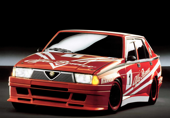 Pictures of Alfa Romeo 75 1.8 Turbo Superturismo A1 162B (1987–1990)