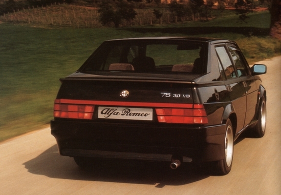 Pictures of Alfa Romeo 75 V6 3.0 Veloce 162B (1988–1992)