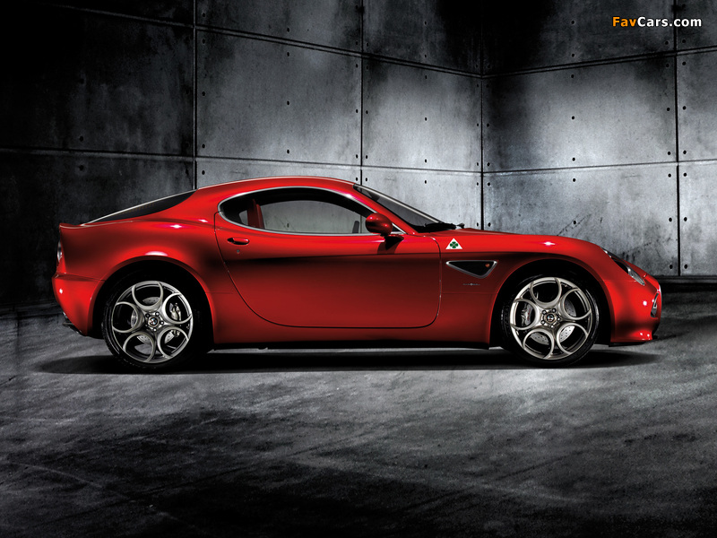 Alfa Romeo 8C Competizione (2007–2008) photos (800 x 600)