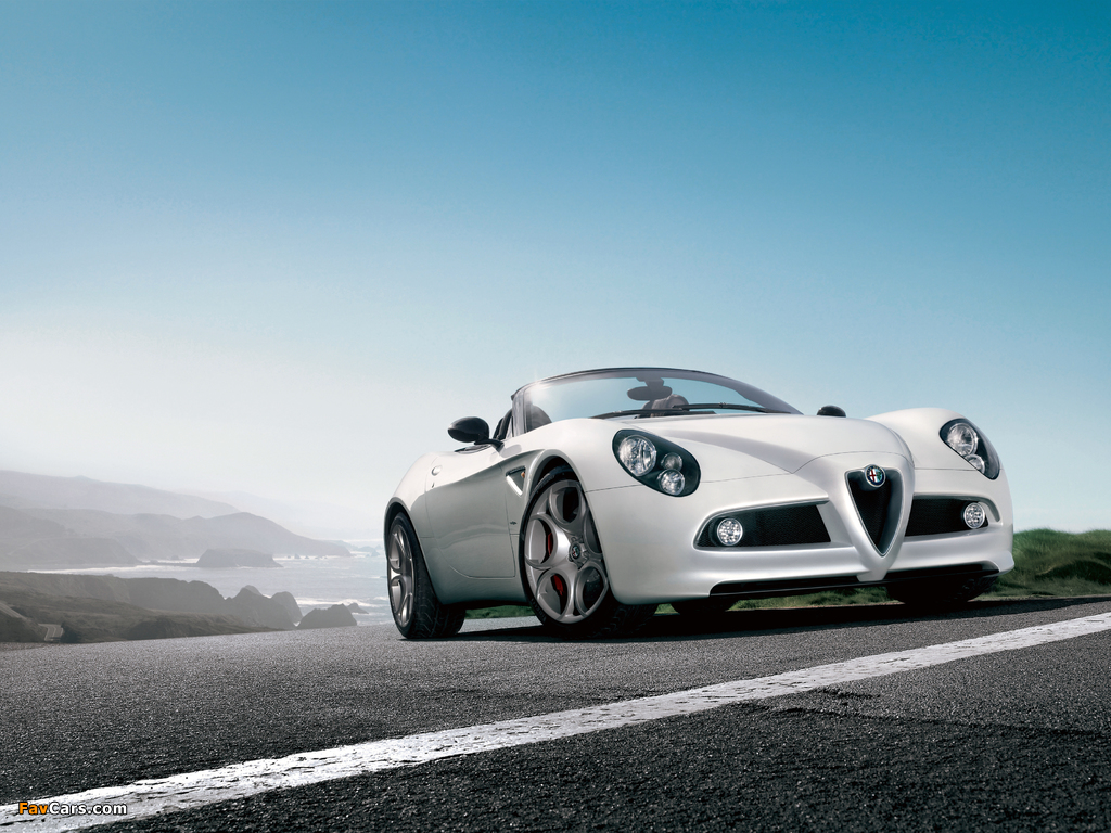 Alfa Romeo 8C Spider 2008–2011 wallpapers (1024 x 768)