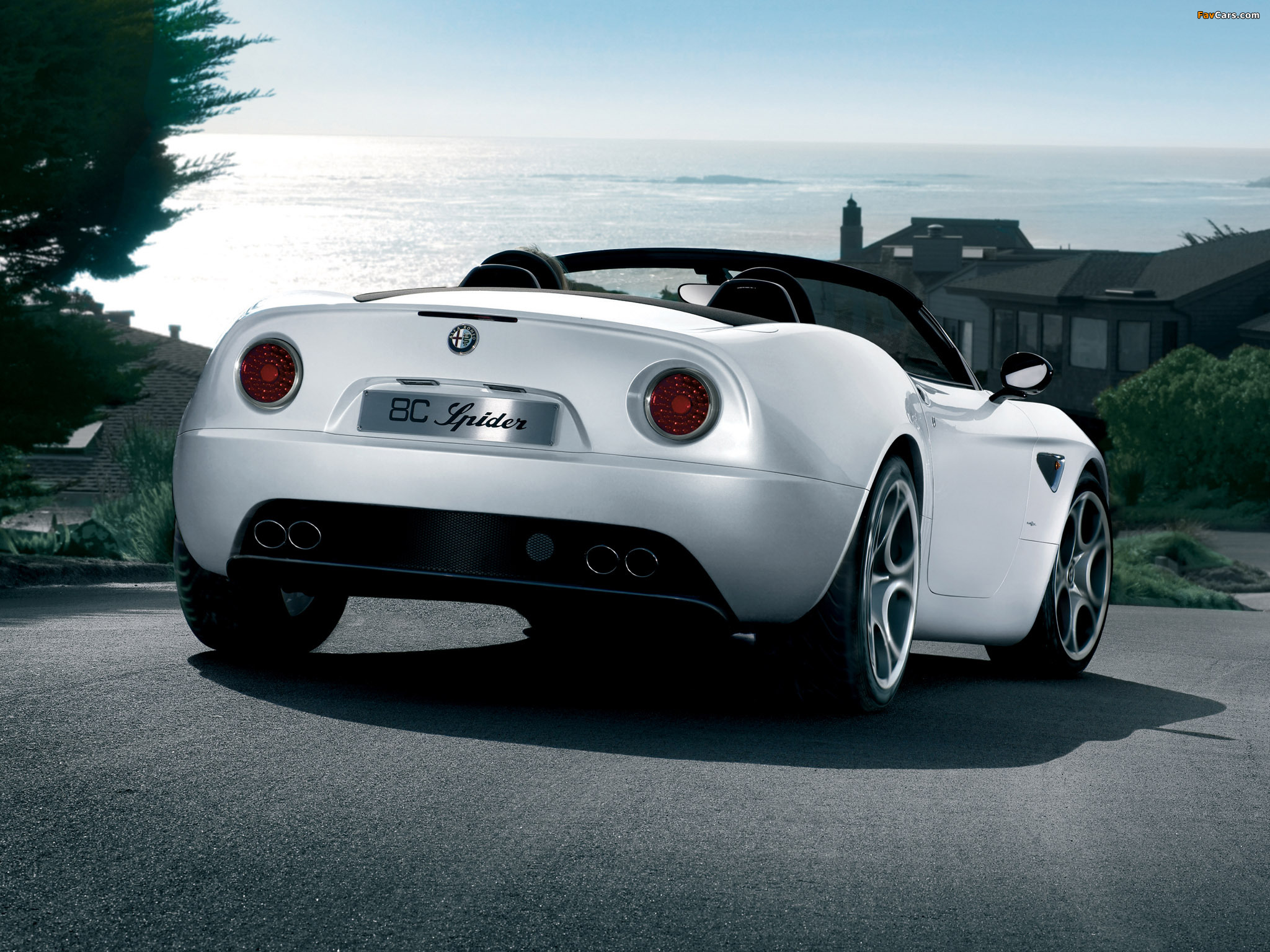 Images of Alfa Romeo 8C Spider (2008–2011) (2048 x 1536)