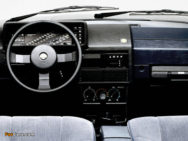 Images of Alfa Romeo 90 162A (1984–1986) (640 x 480)