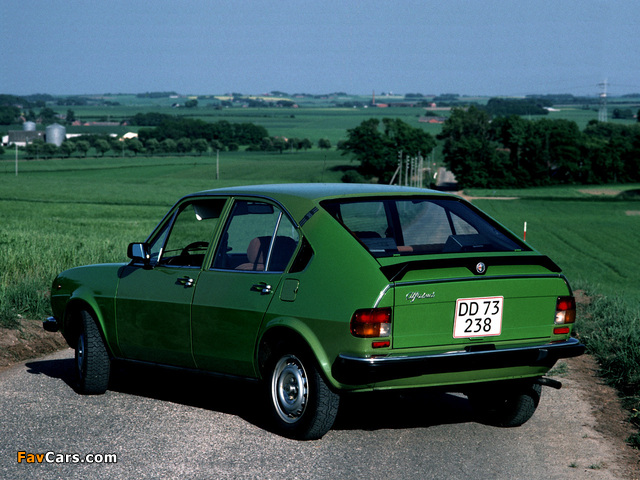 Alfa Romeo Alfasud Super 901 (1977–1980) images (640 x 480)