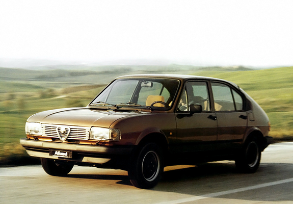 Alfa Romeo Alfasud Quadrifoglio Oro 901 (1982–1983) pictures