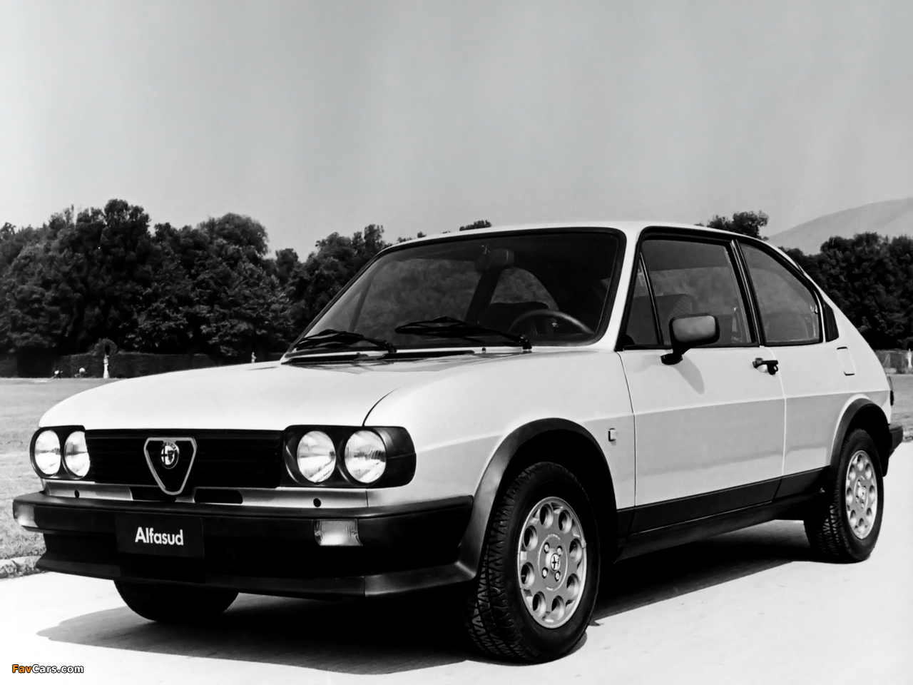 Alfa Romeo Alfasud Ti Quadrifoglio Verde 901 (1982–1983) wallpapers (1280 x 960)