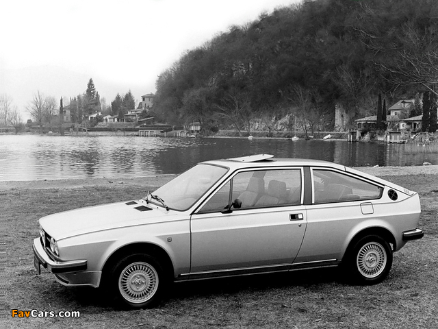 Alfa Romeo Alfasud Sprint Veloce 1.5 Salon 82 902 (1982) images (640 x 480)