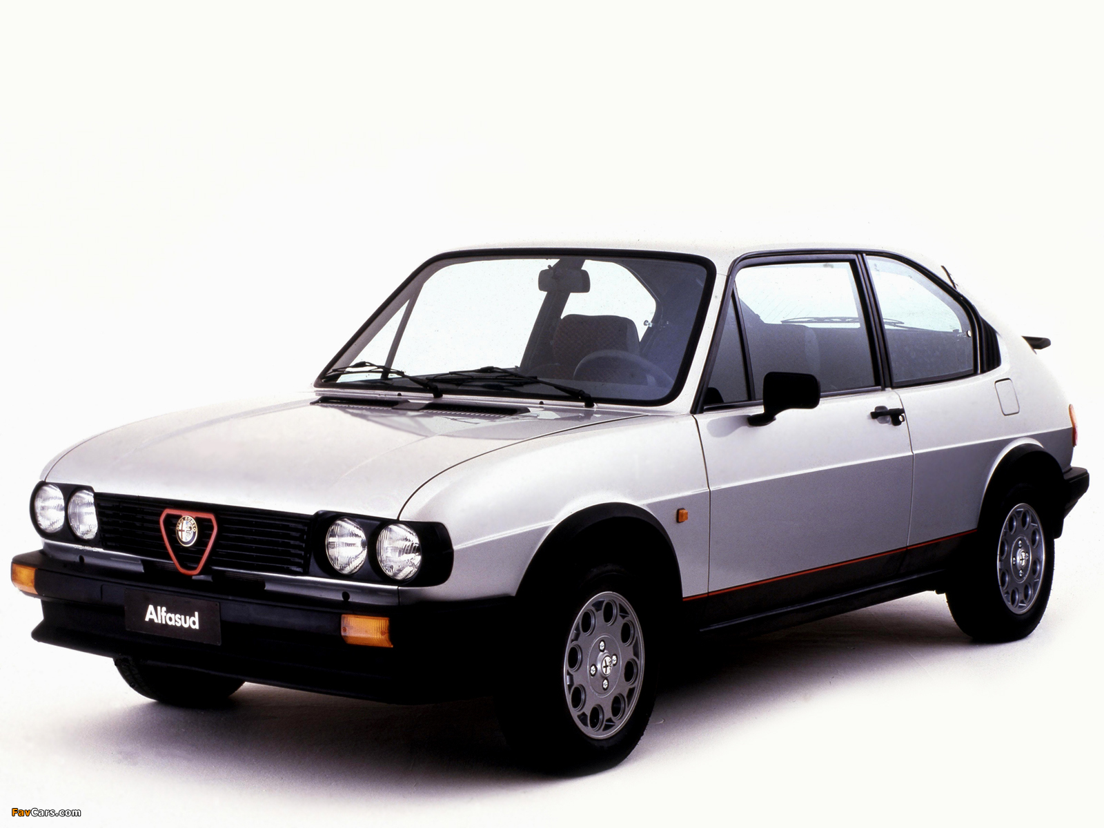 Pictures of Alfa Romeo Alfasud Ti Quadrifoglio Verde 901 (1982–1983) (1600 x 1200)