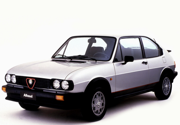 Pictures of Alfa Romeo Alfasud Ti Quadrifoglio Verde 901 (1982–1983)