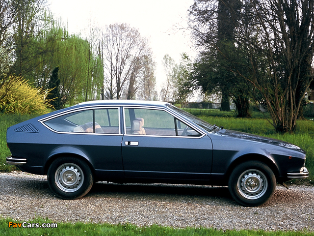 Alfa Romeo Alfetta GT 1.6 116 (1976–1980) photos (640 x 480)