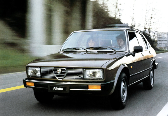 Alfa Romeo Alfetta 116 (1981–1983) images